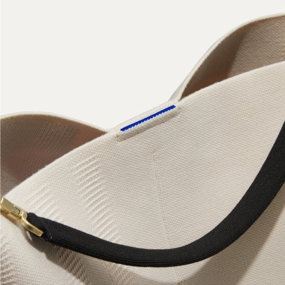 Rothy’s The Bucket Bag Pearl Merino Rare - Picture 4 of 13